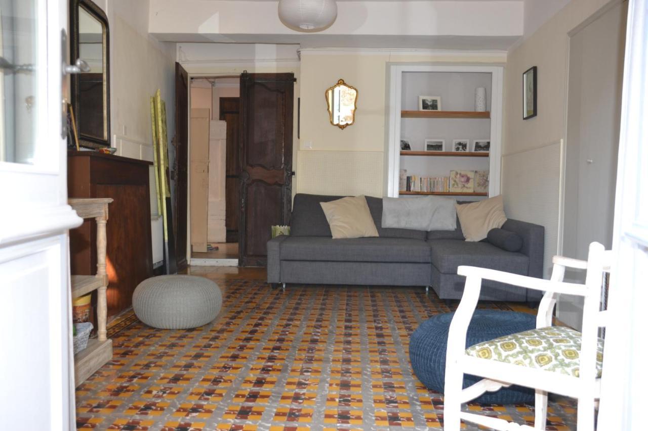 St Jean Du Gard : Spacious Apartment With Use Of Pool Saint-Jean-du-Gard Dış mekan fotoğraf